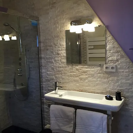 La Petite Cour - Couette-café Périgueux