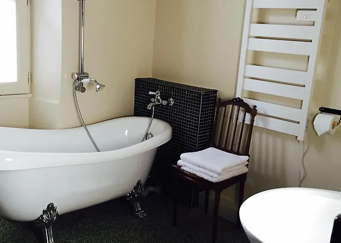 La Petite Cour - Alojamento de Acomodação e Pequeno-almoço Périgueux