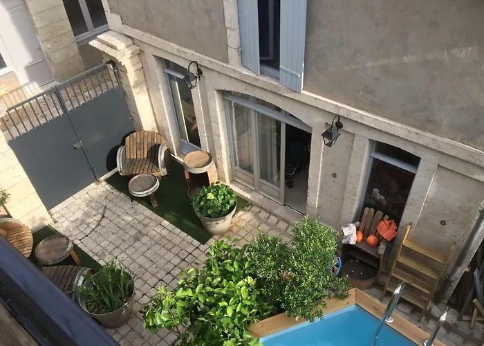 La Petite Cour - Alojamento de Acomodação e Pequeno-almoço Périgueux